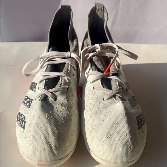 adidas PREDATOR FREAK.3 TURF SOCCER CLEATS, Men’s Size 5, Cloud White /Solar Red - Picture 5 of 12